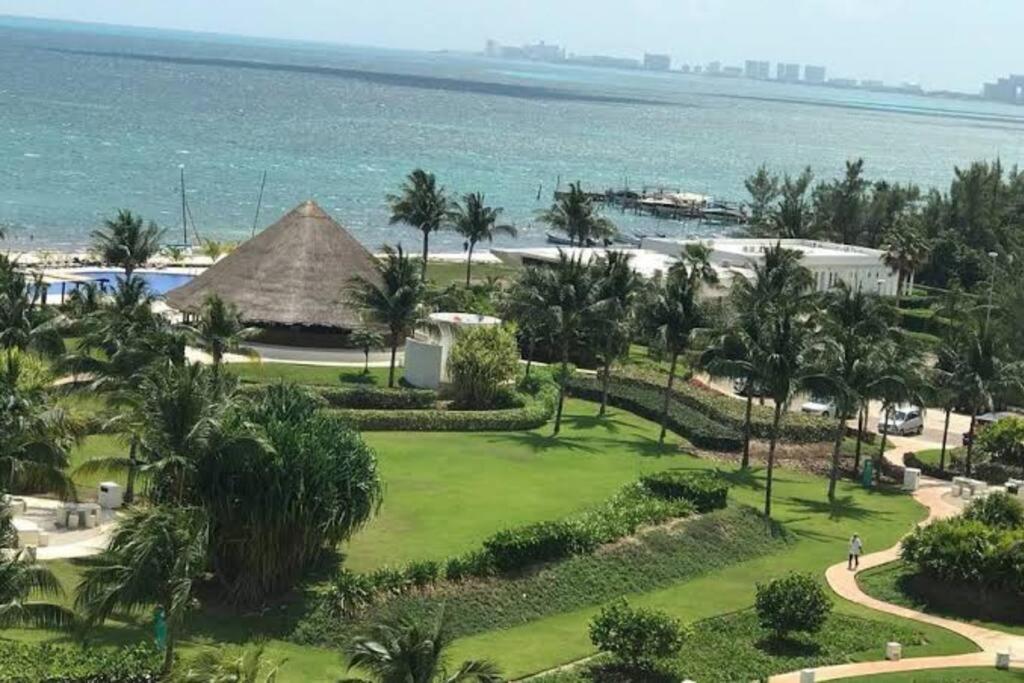 Hermoso Condo De 2 Habitaciones Frente Al Caribe Cancún Buitenkant foto